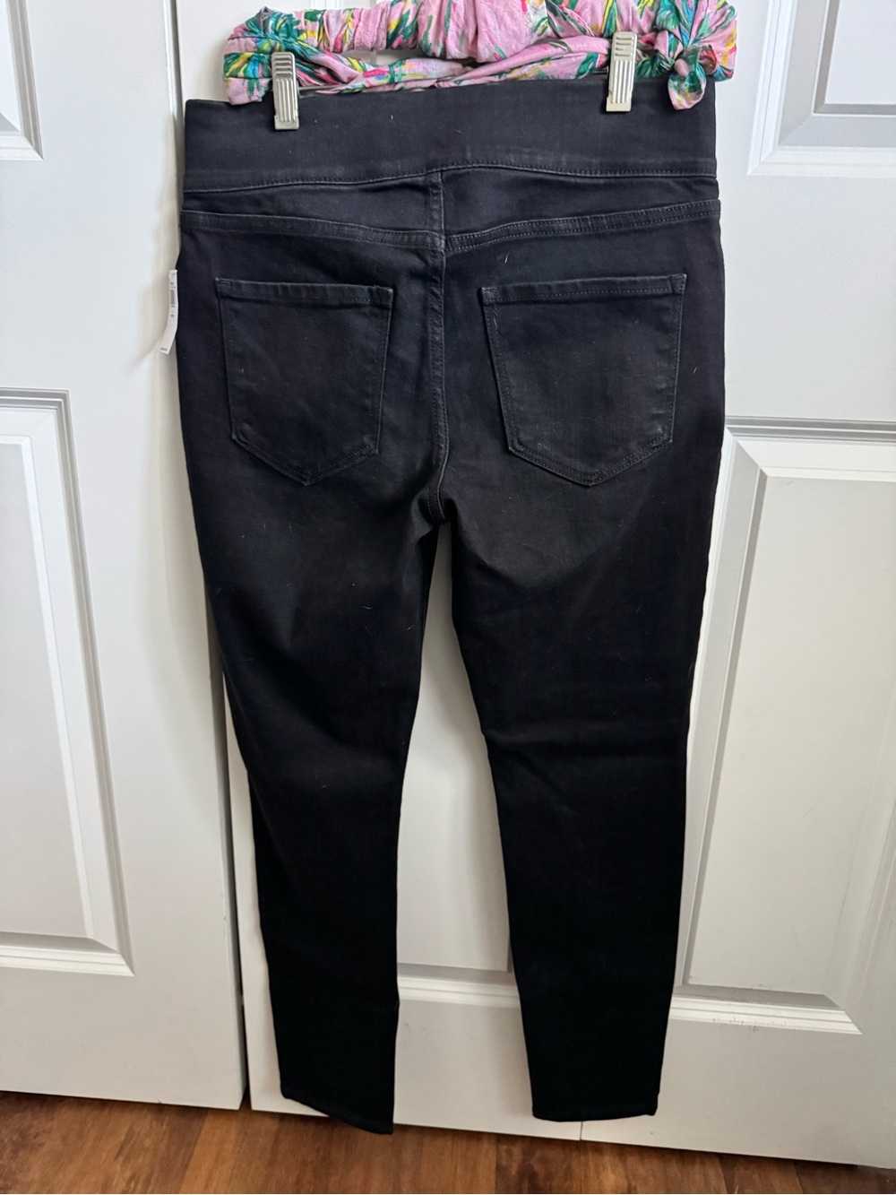 Old Navy Black Slim Stretch Jeggings - Picture 4 of 4